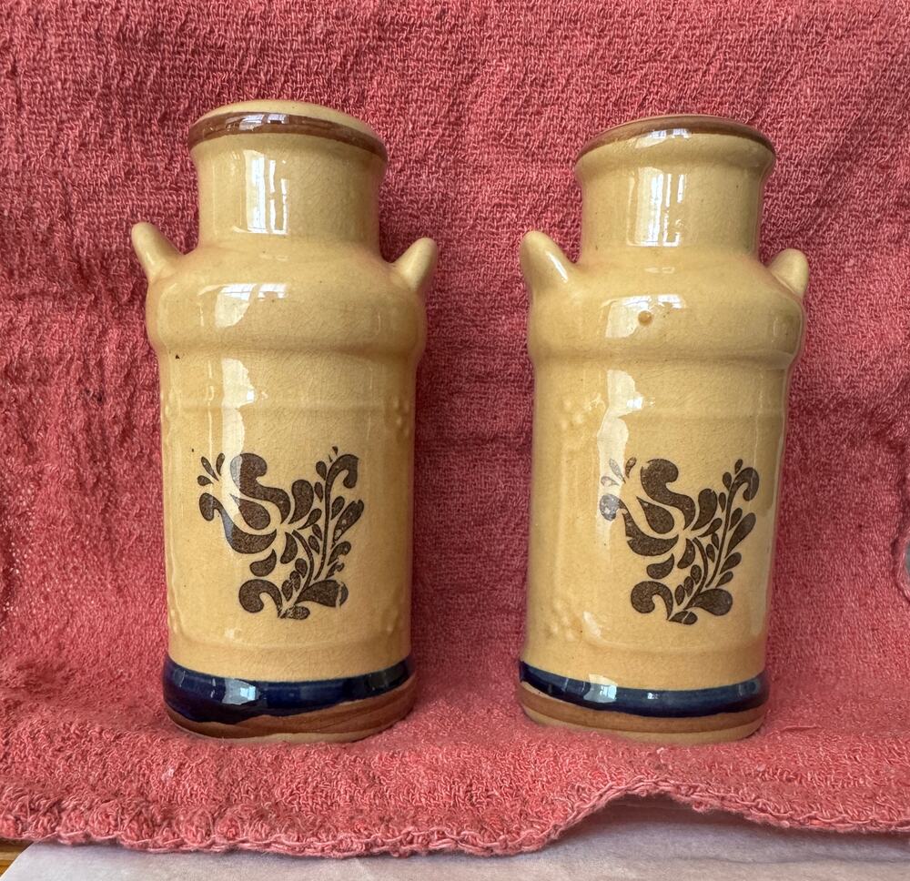 Vintage Pfaltzgraff Salt and Pepper Shakers Tan Brown